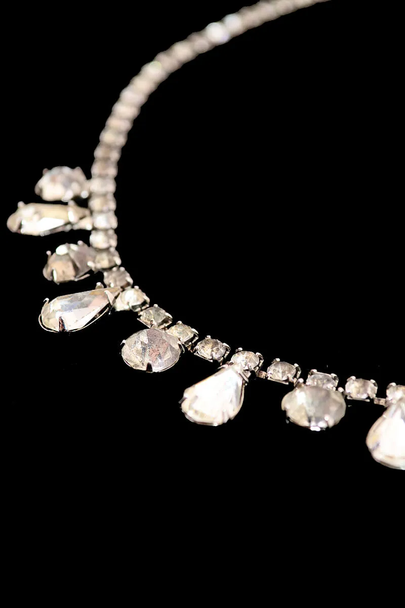 1960s Dangling Teardrop Rhinestone Necklace