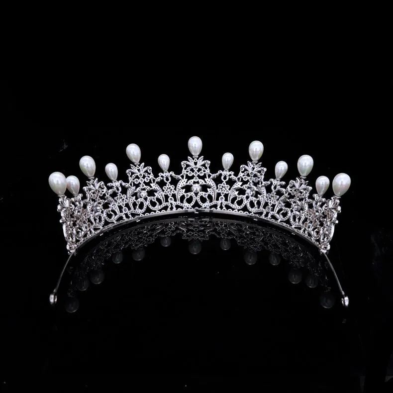 5.5cm Zirconia/Crystals Women's Tira,Headpieces,Classic Europe Royal Pearls Tiara for Wedding CH10202