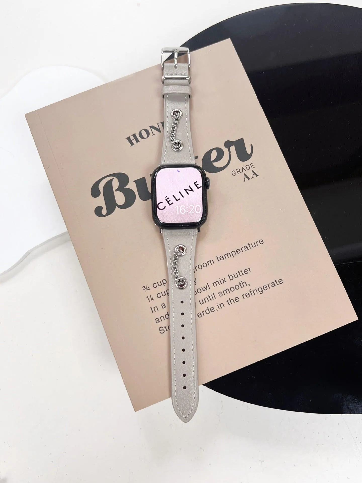 American Retro Design Clinch Metal Chain Cow Leather Watch Strap