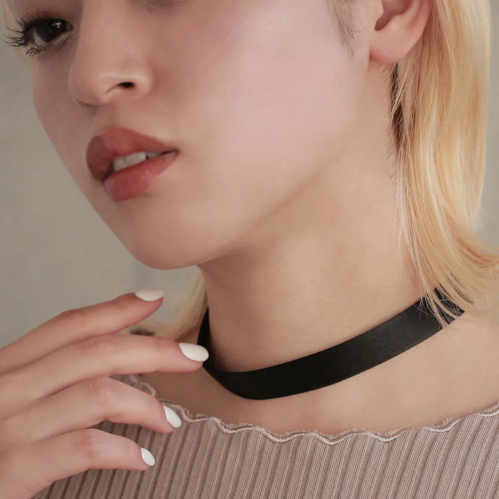 Black Ribbon Choker