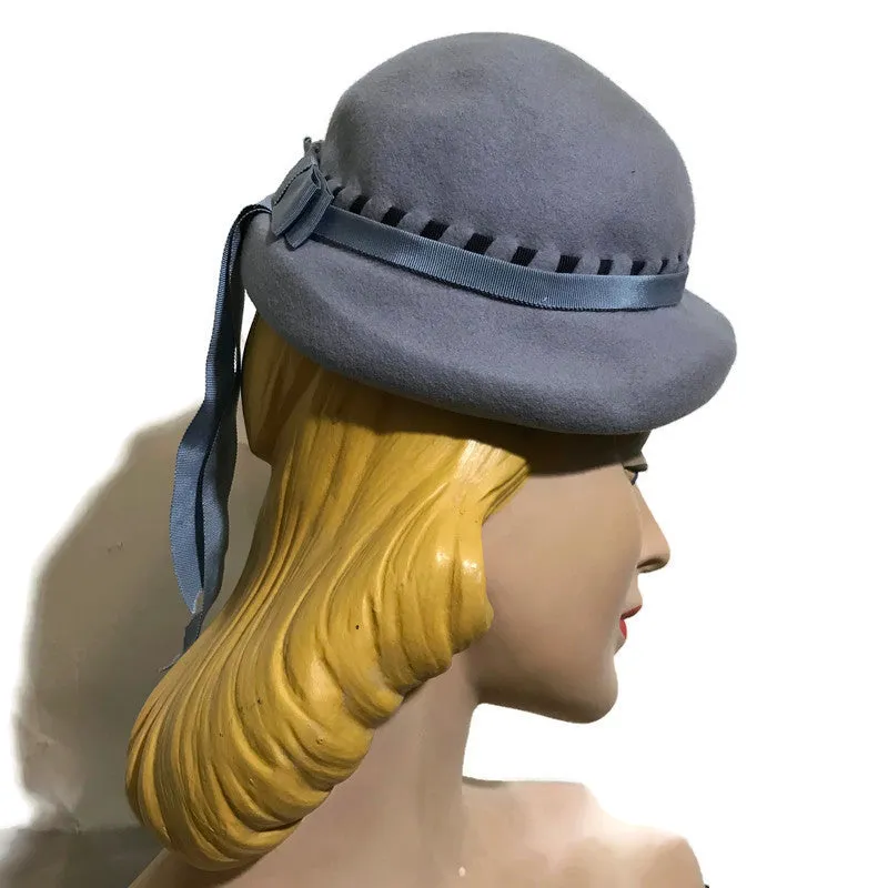 Delft Blue Rounded Crown Tilt Hat w/ Ribbon Trim circa 1940s