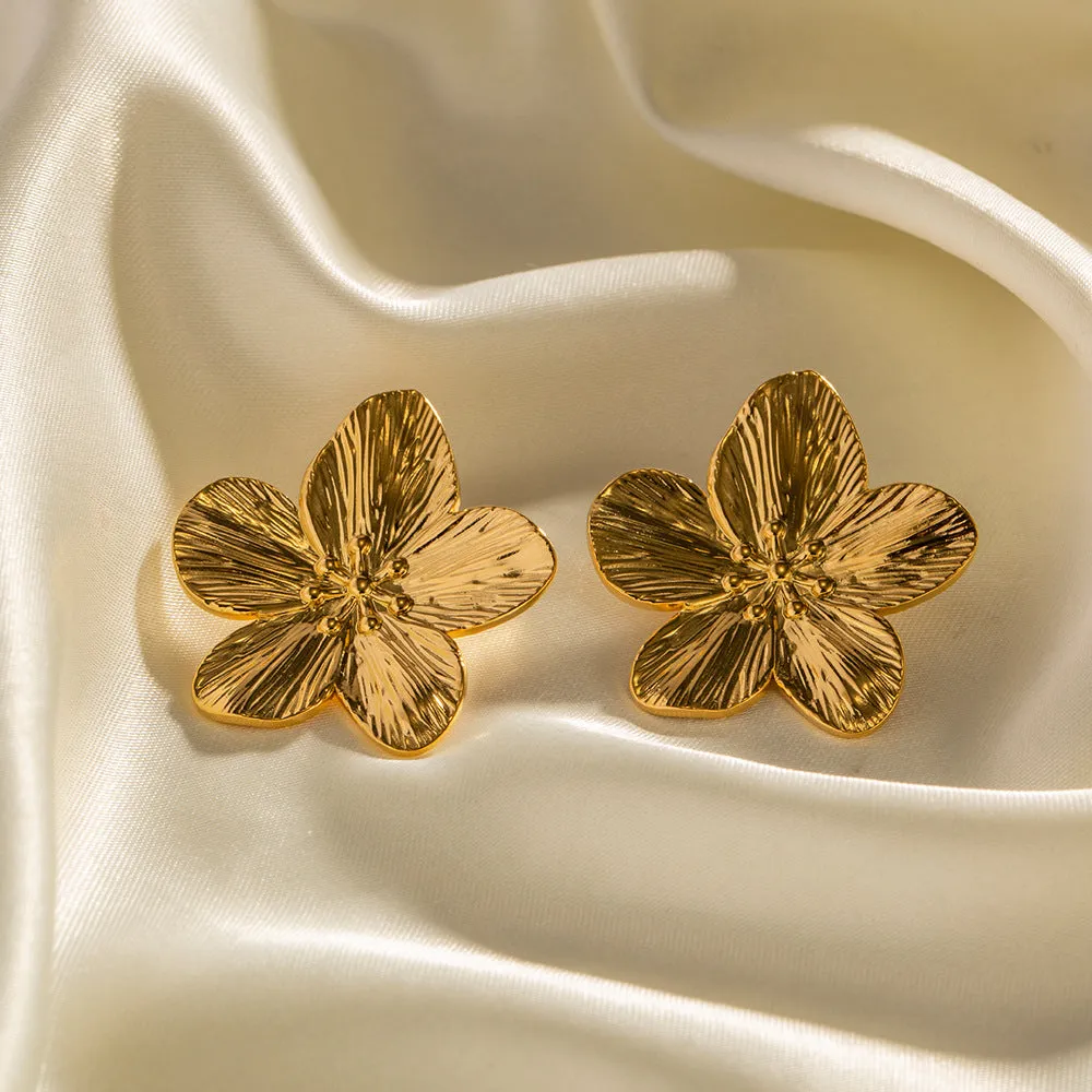 French Royal Style Dull Vintage Gold Stainless Steel Flower Metal Stud Earrings