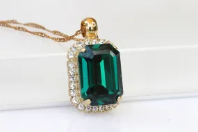 GREEN EMERALD NECKLACE