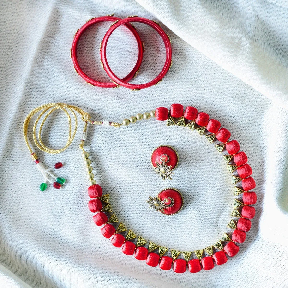 Handmade Rosey Red Silk Thread Choker Set