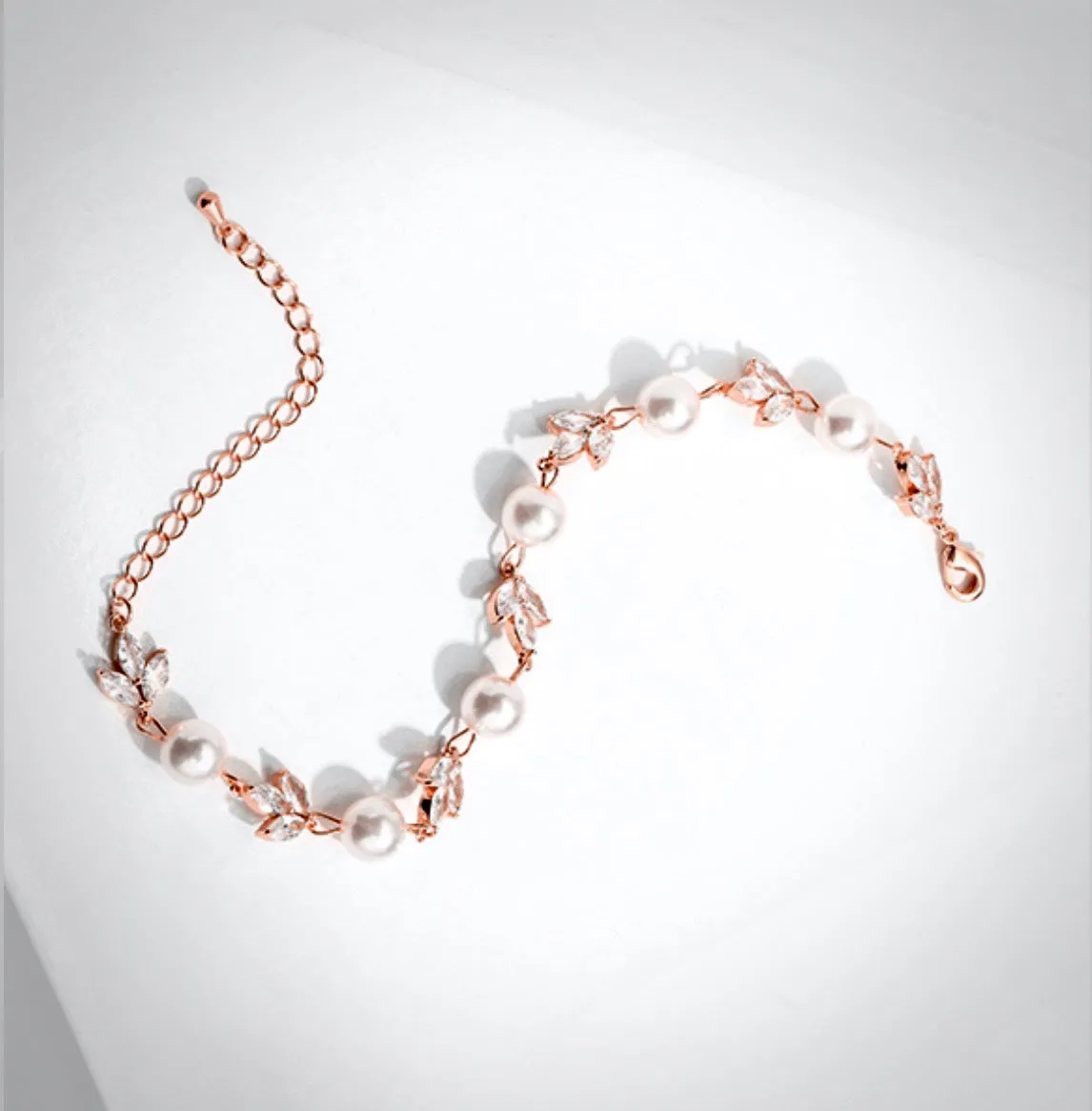 Perla - Pearl and Cubic Zirconia Bridal Bracelet - Available in Silver, Rose Gold and Yellow Gold