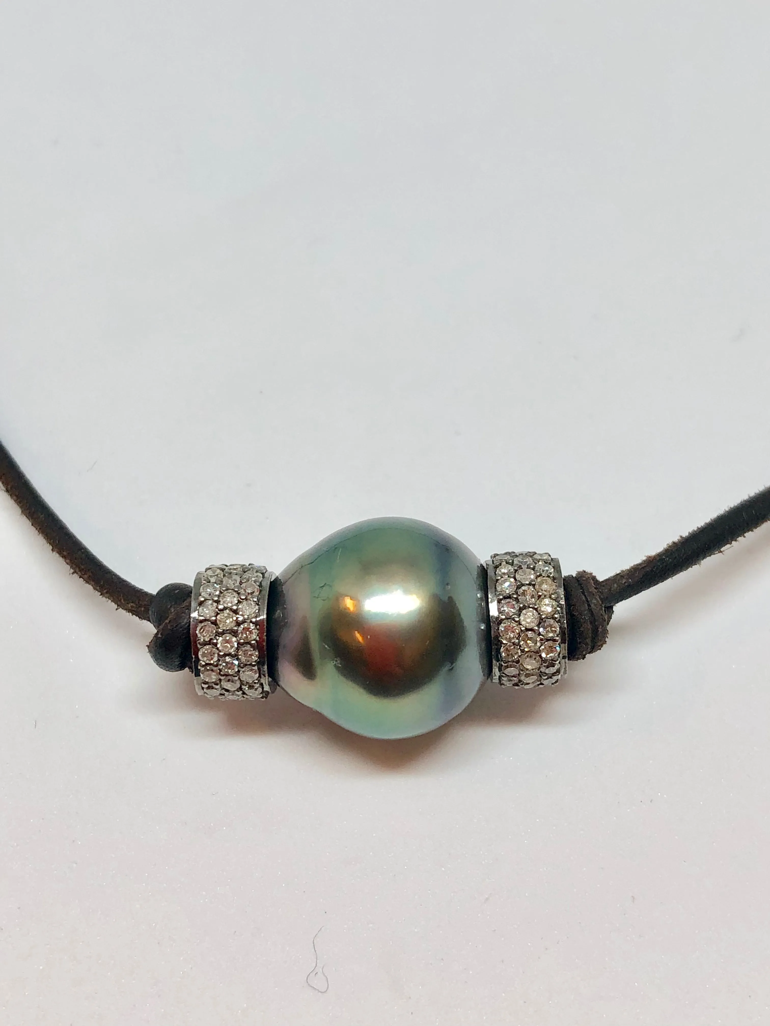 Perle By Lola Tahitian Pearl Choker with  Diamond Rondelles