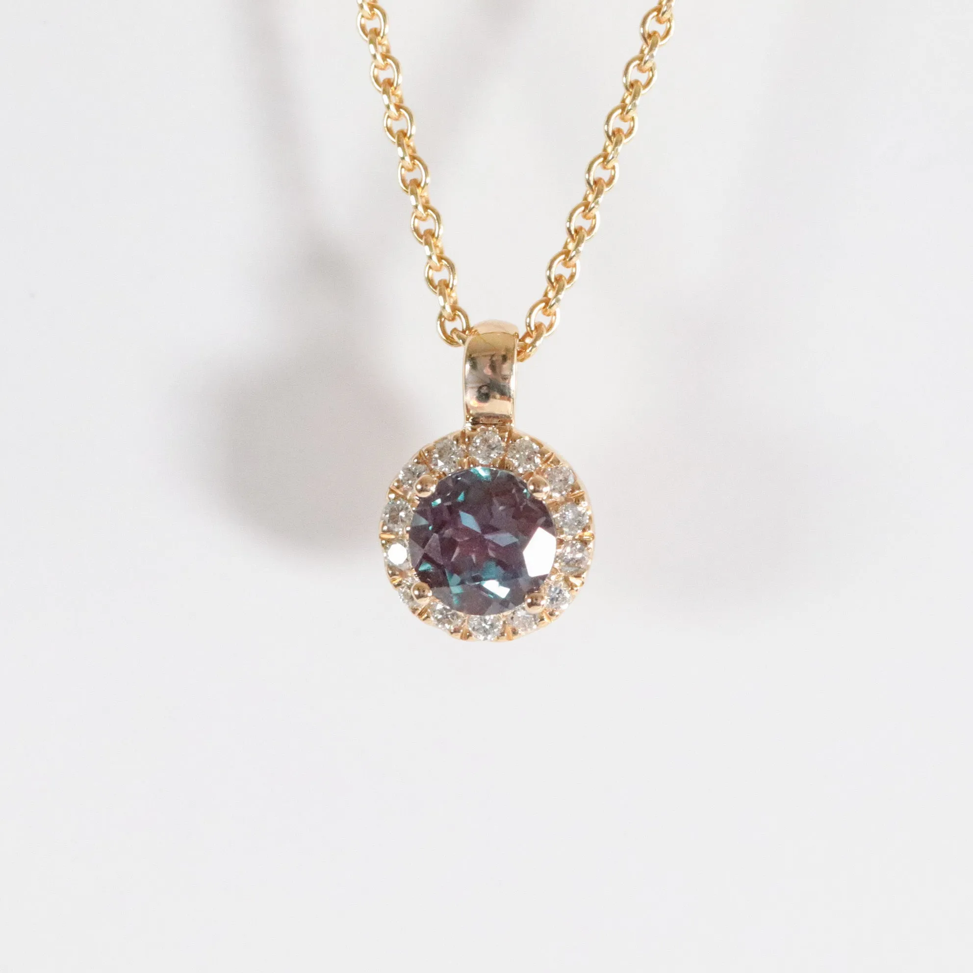 Round Alexandrite   Diamond Necklace