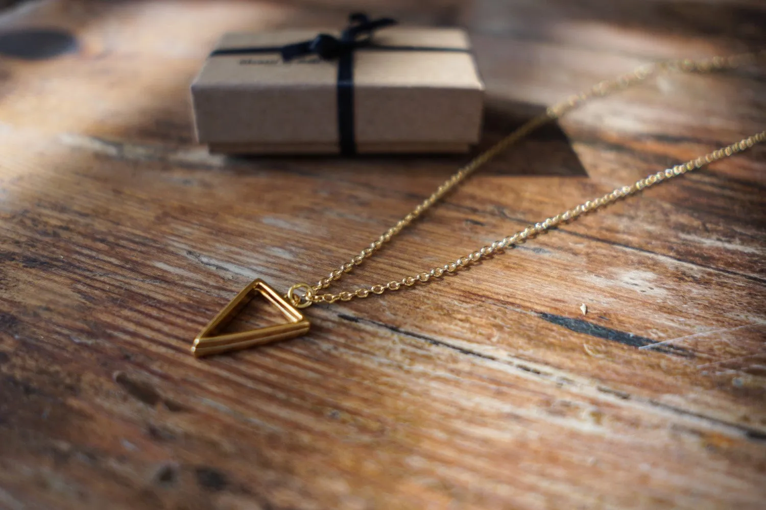 Triangle necklace for men, groomsmen gift, men's necklace with a gold triangle pendant, gold chain, gift for him, geometric necklace, father